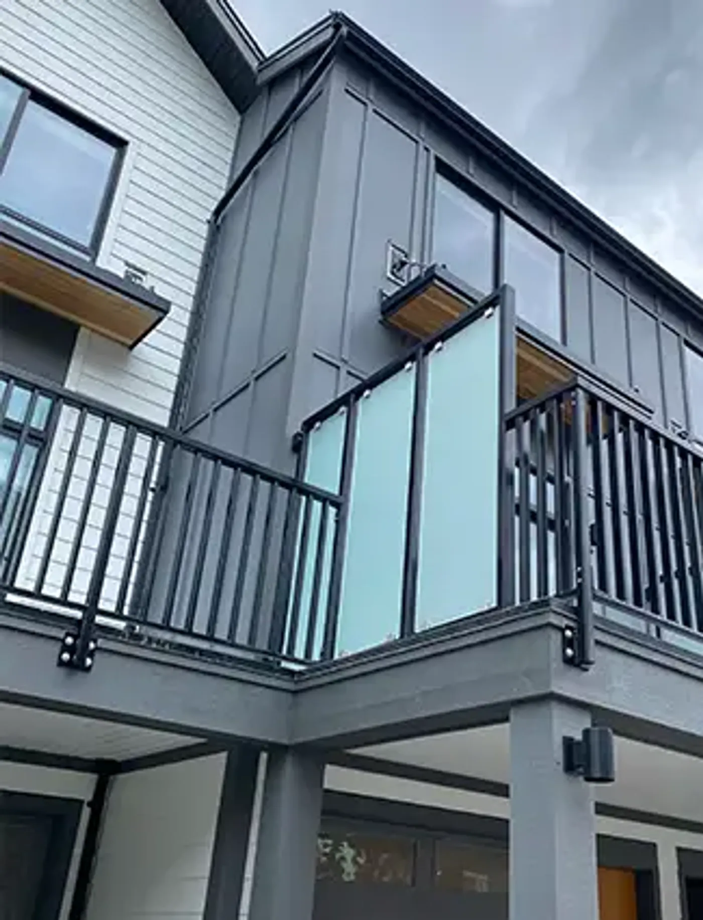 Aluminum & Steel Railings